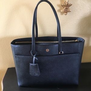 Authentic Tory Burch Robinson Tote NWOT